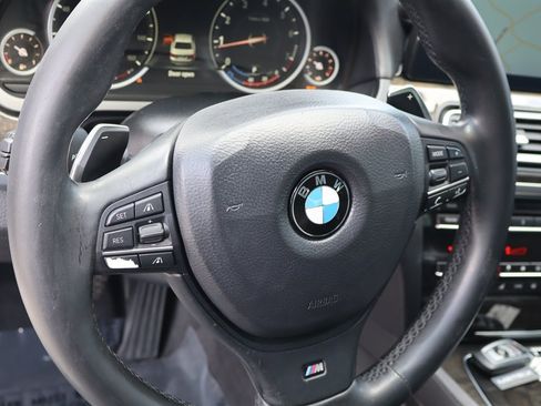 Used 2015 BMW 750i RWD image 36