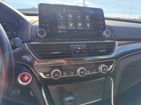 Used 2019 Honda Accord Sport image 17