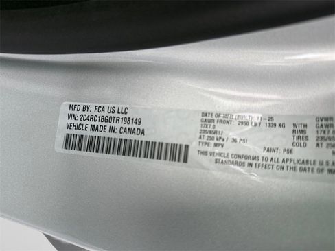 New 2026 Chrysler Pacifica Select image 30