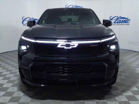 New 2024 Chevrolet Silverado EV RST image 22
