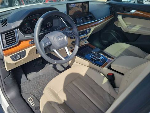 Certified 2023 Audi Q5 2.0T Premium Plus w/ Premium Plus Package image 2