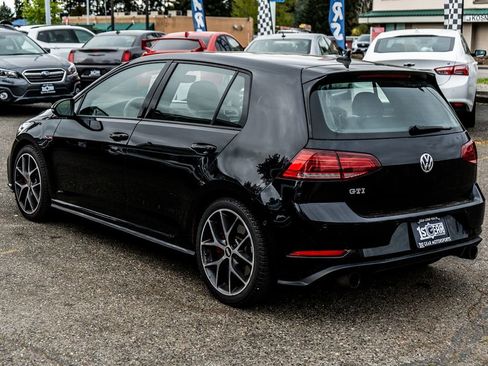 Used 2018 Volkswagen GTI SE image 13