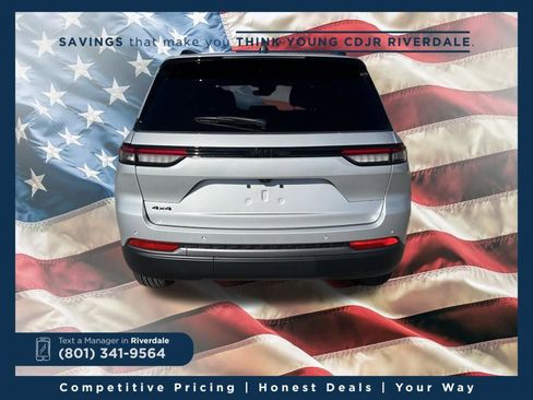 New 2026 Jeep Grand Cherokee Altitude image 4