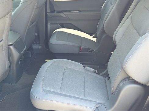 New 2025 Ford Explorer Active image 14