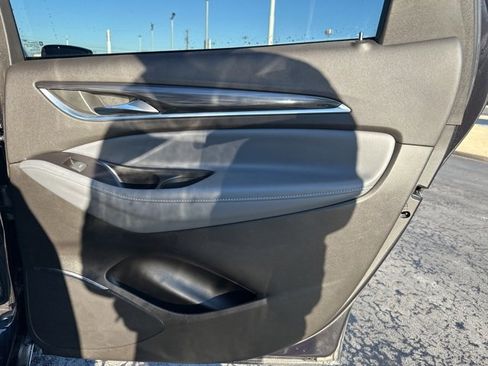 Used 2020 Buick Enclave Preferred image 18