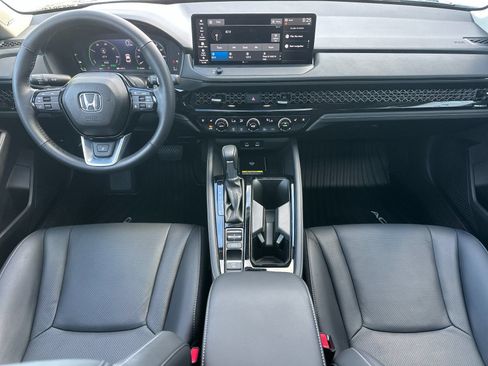 Used 2025 Honda Accord Touring image 13