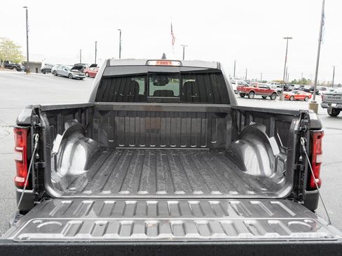 New 2026 RAM 1500 Big Horn AWD/4WD image 9