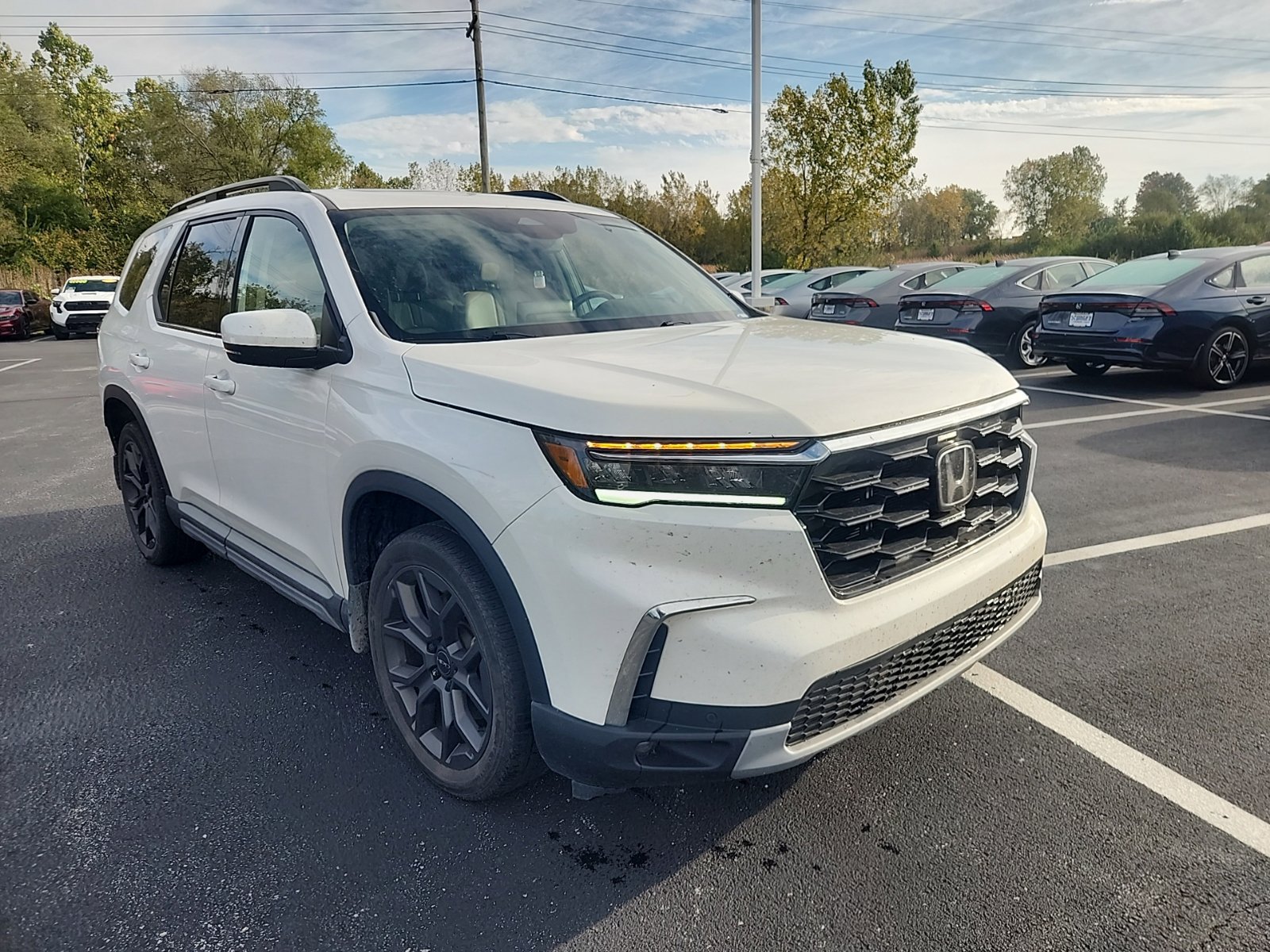 Used 2024 Honda Pilot Touring image 7