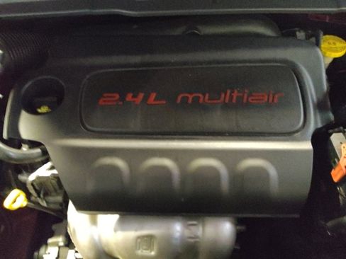 Used 2021 Jeep Compass Latitude FWD image 30