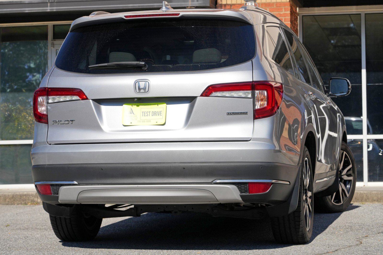 Used 2020 Honda Pilot Touring image 4