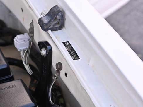 Used 2006 Toyota Tundra SR5 w/ All Weather Guard Pkg image 64