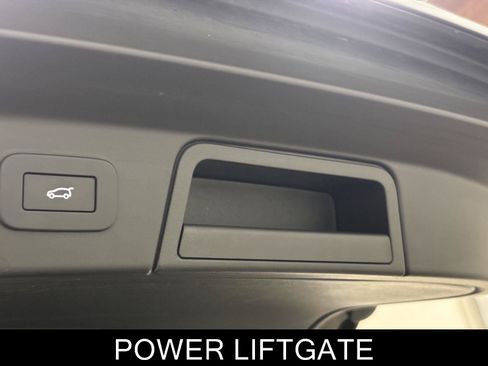 Used 2023 Land Rover Range Rover Velar HST AWD/4WD image 35