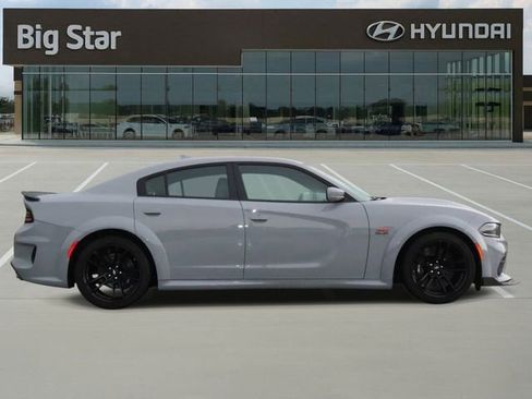 Used 2022 Dodge Charger Scat Pack RWD image 5