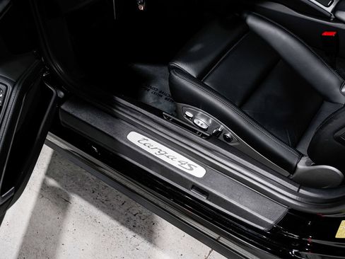 Used 2015 Porsche 911 Targa 4S AWD/4WD image 23