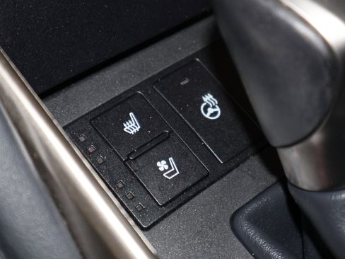 Used 2019 Lexus IS 300 w/ Premium Package image 32