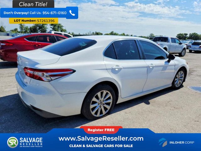 Used 2018 Toyota Camry LE FWD image 4