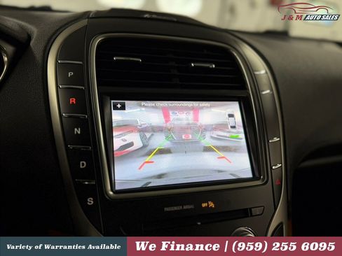Used 2019 Lincoln Nautilus Reserve AWD/4WD image 18