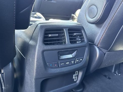 Used 2022 Honda Pilot TrailSport image 36