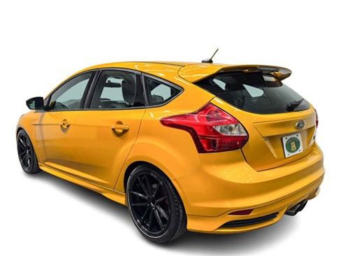 Used 2014 Ford Focus ST w/ Equipment Group 202A image 2
