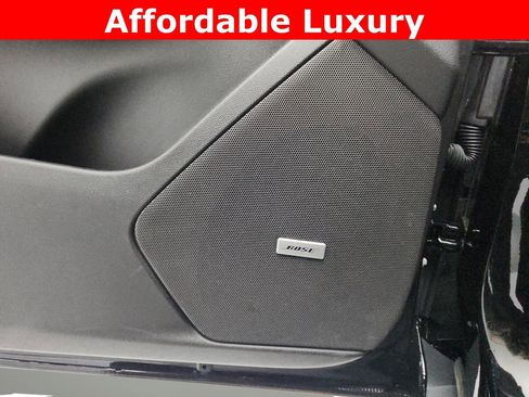 Used 2025 Cadillac XT5 Premium Luxury AWD/4WD image 14