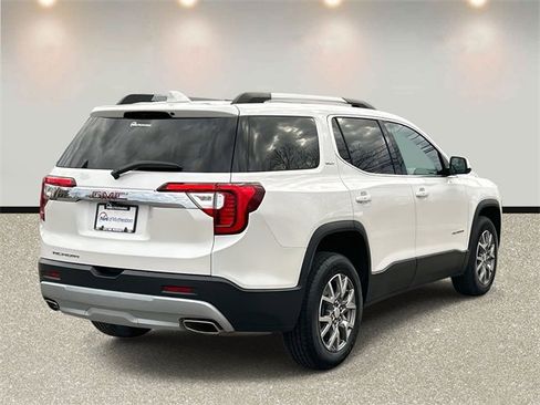 Used 2022 GMC Acadia SLT w/ Technology Package image 5