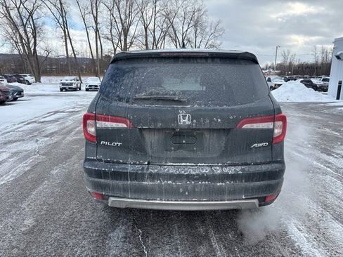 Used 2019 Honda Pilot EX image 3
