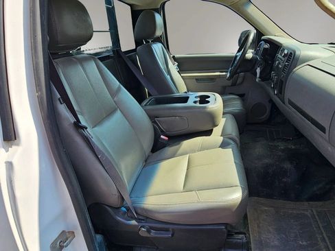 Used 2012 Chevrolet Silverado 1500 W/T RWD image 10