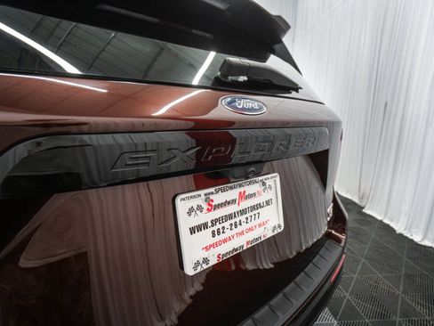 Used 2020 Ford Explorer ST w/ ST Street Pack AWD/4WD image 14