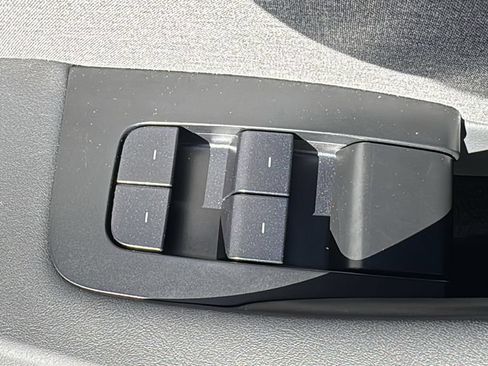 Used 2025 Tesla Model 3 Long Range RWD image 18
