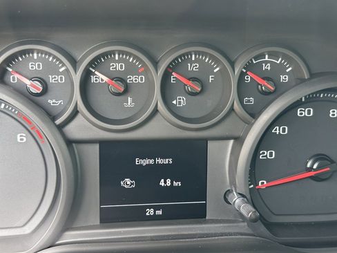 Used 2025 Chevrolet Silverado 2500 Custom w/ Custom Value Package image 13