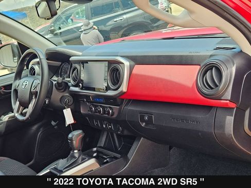 Used 2022 Toyota Tacoma SR5 RWD image 28