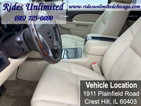 Used 2010 GMC Yukon Denali AWD/4WD image 16