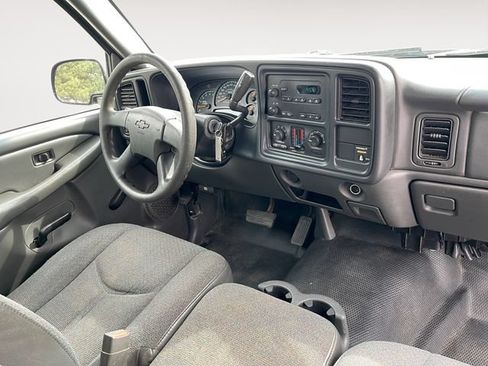 Used 2003 Chevrolet Silverado 1500 2WD Regular Cab w/ Exterior Appearance Package image 10