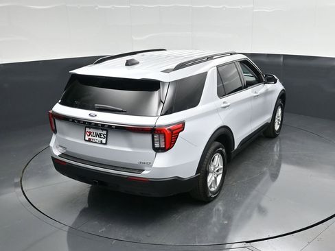 New 2026 Ford Explorer Active image 46