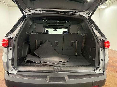 Used 2023 Chevrolet Traverse LT w/ LT Premium Package image 73