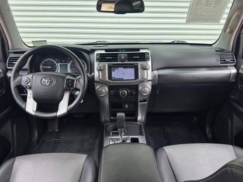 Used 2016 Toyota 4Runner SR5 Premium RWD image 12