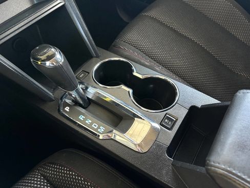 Used 2016 Chevrolet Equinox LT w/ Convenience Package image 28