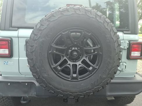 Used 2024 Jeep Wrangler Sport AWD/4WD image 15