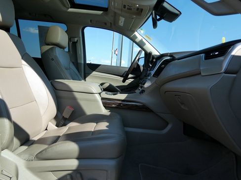 Used 2020 GMC Yukon SLT w/ Open Road Package image 13