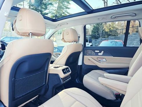 New 2026 Mercedes-Benz GLS 450 4MATIC image 25
