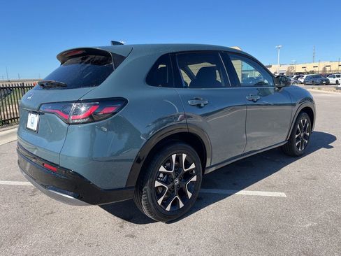 New 2026 Honda HR-V EX-L image 3