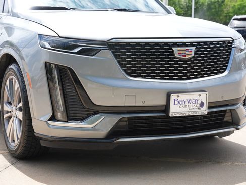 Certified 2024 Cadillac XT6 Premium Luxury image 30