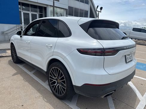 Used 2020 Porsche Cayenne AWD/4WD image 7