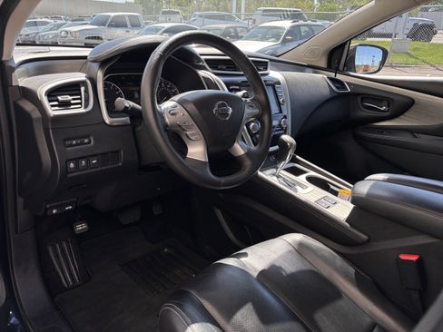 Used 2018 Nissan Murano SL w/ Moonroof Package AWD/4WD image 14