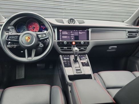 Certified 2024 Porsche Macan GTS AWD/4WD image 17