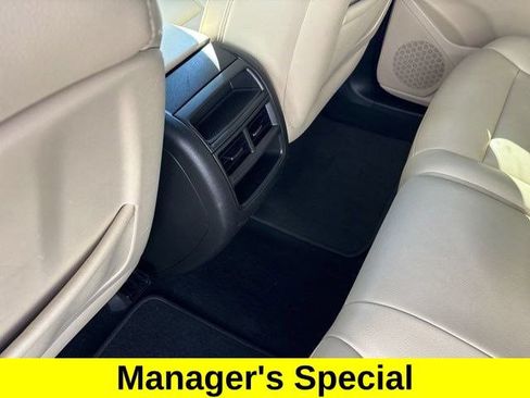 Used 2019 Cadillac XT5 FWD image 31