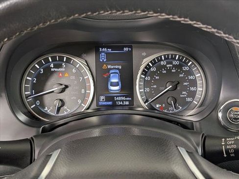 Used 2022 INFINITI Q50 Sensory image 16