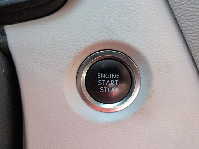 Certified 2025 Toyota Corolla SE w/ Convenience Package FWD image 20