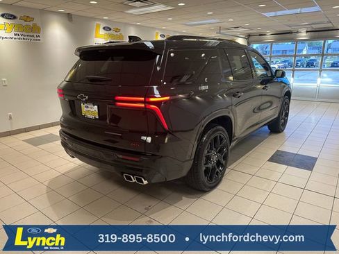 Used 2025 Chevrolet Traverse RS w/ LPO, Floor Liner Package AWD/4WD image 31