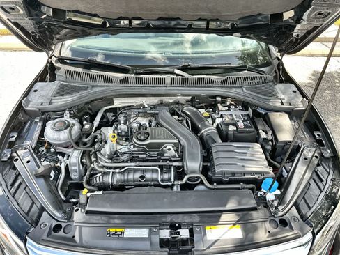 Used 2023 Volkswagen Jetta SE w/ Panoramic Sunroof Package FWD image 13